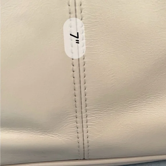 Lux KISS LOCK Jacqueline Ferrar cross body/clutch with Gold Frame